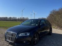 Gebraucht Audi A3 Ambiente 140 PS (102 kW) 2009 Blau Kleinwagen