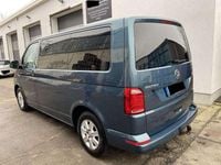 Gebraucht VW T6 Comfortline 150 PS (110 kW) 2016 Grün Van