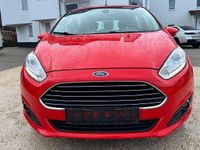 Gebraucht Ford Fiesta 101 PS (74 kW) 2016 Rot Kleinwagen