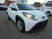 Gebraucht Toyota Aygo X Play 72 PS (52 kW) 2023 Weiß SUV