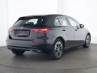 Gebraucht Mercedes A200 Advanced Plus 150 PS (110 kW) 2025 Lack kosmosschwarz Limousine