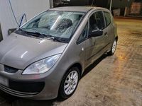 Gebraucht Mitsubishi Colt 95 PS (69 kW) 2009 Beige Kleinwagen