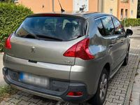 Gebraucht Peugeot 3008 Active 156 PS (114 kW) 2012 Grau Kombi