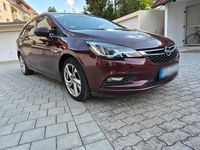 Gebraucht Opel Astra 150 PS (110 kW) 2018 Rot Kombi