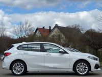 Gebraucht BMW 118 150 PS (110 kW) 2023 Alpinweiss Kleinwagen