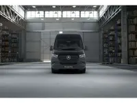 Gebraucht Mercedes Sprinter 170 PS (125 kW) 2023 Schwarz Van