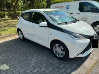 Gebraucht Toyota Aygo X-play 72 PS (52 kW) 2017 Weiß Kleinwagen