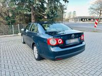 gebraucht VW Jetta 1.4 TSI*AUTOMATIK*NAVI*SHZ*PDC*TÜV 04/25*