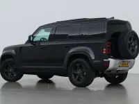 Gebraucht Land Rover Defender 241 PS (177 kW) 2021 Schwarz SUV