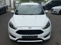 Usado Ford Focus ST-Line 150 CV (110 kW) 2017 Blanco Familiar