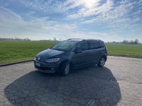 Gebraucht VW Touran Highline 150 PS (110 kW) 2019 Grau Van / Kleinbus