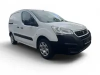 Gebraucht Peugeot Partner Comfort 75 PS (55 kW) 2015 Weiß Van / Kleinbus