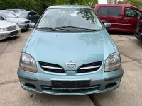 Gebraucht Nissan Almera Tino 114 PS (83 kW) 2001 Türkis Van / Kleinbus