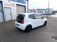 Gebraucht VW up! high up! 75 PS (55 kW) 2013 Weiß Kleinwagen