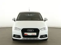 Gebraucht Audi A1 Sportback Admired 95 PS (69 kW) 2018 Gletscherweiss metallic Kleinwagen