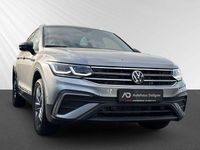 Gebraucht VW Tiguan Allspace Move 150 PS (110 kW) 2024 Pyritsilber metallic SUV