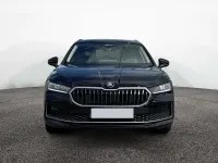Gebraucht Skoda Superb 150 PS (110 kW) 2026 Ebony schwarz Kombi