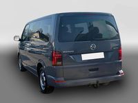 Usado VW Multivan Trendline 150 HP (110 kW) 2021 Cinzento Monovolume