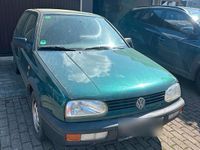 Usata VW Golf III 75 CV (55 kW) 1995 Verde Utilitaria