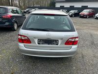 Gebraucht Mercedes E200 163 PS (119 kW) 2004 Silber Kombi