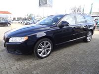 Gebraucht Volvo V70 Summum 215 PS (158 kW) 2012 Blau metallic Kombi