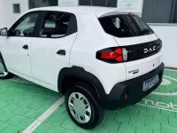 Gebraucht Dacia Spring Essentiel 33 kW (45 PS) 2025 Polarweiss Kleinwagen