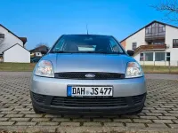Gebraucht Ford Fiesta 60 PS (44 kW) 2004 Grau Kleinwagen