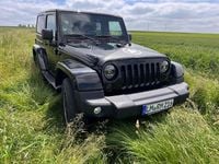 Second-hand Jeep Wrangler 200 CP (147 kW) 2013 Negru SUV