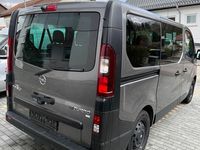 Gebraucht Opel Vivaro 125 PS (91 kW) 2016 Braun Van / Kleinbus