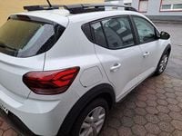 Gebraucht Dacia Sandero Expression 91 PS (66 kW) 2024 Weiß Limousine