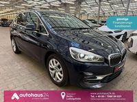 Gebraucht BMW 220 Luxury Line 192 PS (141 kW) 2018 Imperialblau metallic Van / Kleinbus