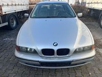 Gebraucht BMW 523 170 PS (125 kW) 1998 Silber Limousine