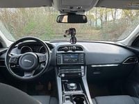 Gebraucht Jaguar F-Pace 180 PS (132 kW) 2018 Schwarz SUV
