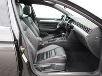 Gebraucht VW Passat Elegance+ 272 PS (200 kW) 2020 Mangangrau metallic Kombi