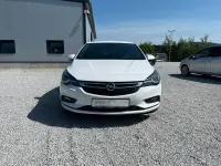 Gebraucht Opel Astra Dynamic 160 PS (117 kW) 2017 Weiß Limousine