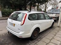 Gebraucht Ford Focus 109 PS (80 kW) 2009 Weiß Kombi