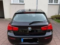 Gebraucht BMW 118 Advantage 136 PS (100 kW) 2018 Schwarz Kleinwagen