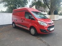 Gebraucht Ford Transit Custom 125 PS (91 kW) 2014 Rot Van / Kleinbus