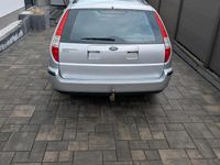 Gebraucht Ford Mondeo 125 PS (91 kW) 2003 Silber Kombi