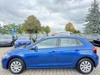 Gebraucht VW Polo Life 95 PS (69 kW) 2023 Blau Limousine