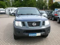 Gebraucht Nissan Navara XE 144 PS (105 kW) 2014 Blau Pickup