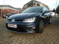 Gebraucht VW Golf VII Highline 125 PS (91 kW) 2015 Blau Limousine