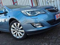 Gebraucht Opel Astra 140 PS (102 kW) 2013 Hell Kombi