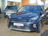 Gebraucht Kia Niro Spirit 105 PS (77 kW) 2022 (b4u) gravity blau met. SUV