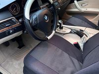 Gebraucht BMW 523 192 PS (141 kW) 2008 Grün Limousine