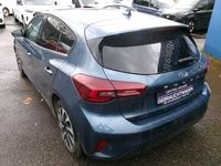 Używany Ford Focus Titanium 125 KM (91 kW) 2024 Niebieski Sedan/Limuzyna