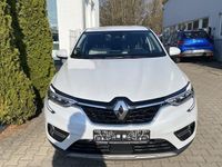 Gebraucht Renault Arkana Techno 140 PS (102 kW) 2022 Kyanitweiß  metallic SUV