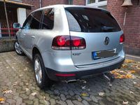 Gebraucht VW Touareg 224 PS (164 kW) 2006 Silber SUV