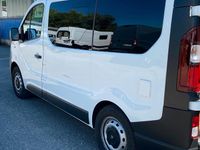 Gebraucht Opel Vivaro 125 PS (91 kW) 2018 Weiß Van / Kleinbus