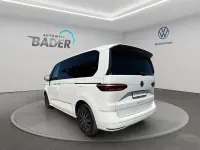 Usado VW Multivan Life 150 HP (110 kW) 2023 Branco Monovolume